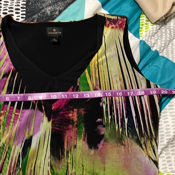 Worthington Black and Green Pleated Sleeveless Tank Top - Picture 4 of 6